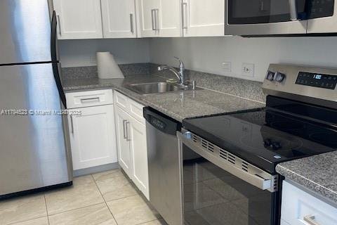 Снять в аренду кондоминиум в Авентура, Флорида 2 спальни, 105.17м2, № 1954510 - фото 3