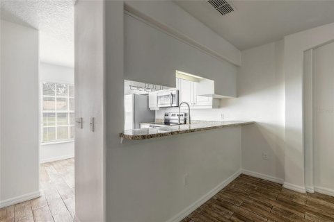 Townhouse in Port Orange, Florida 2 bedrooms, 132.01 sq.m. № 1851160 - photo 8