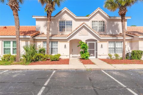Townhouse in Port Orange, Florida 2 bedrooms, 132.01 sq.m. № 1851160 - photo 1