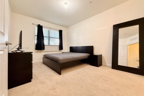 Apartamento en alquiler en Doral, Florida, 3 dormitorios, 112.13 m2 № 1799564 - foto 14