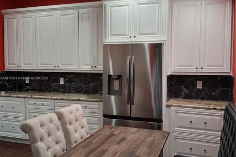 Villa ou maison à vendre à Boynton Beach, Floride: 3 chambres, 172.05 m2 № 1970604 - photo 3