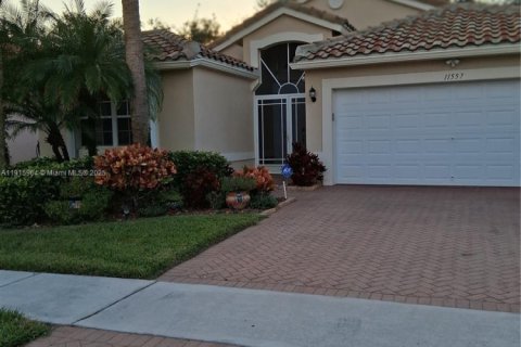 Villa ou maison à vendre à Boynton Beach, Floride: 3 chambres, 172.05 m2 № 1970604 - photo 1