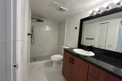 Condominio en alquiler en Sunrise, Florida, 1 dormitorio, 69.03 m2 № 2048471 - foto 19