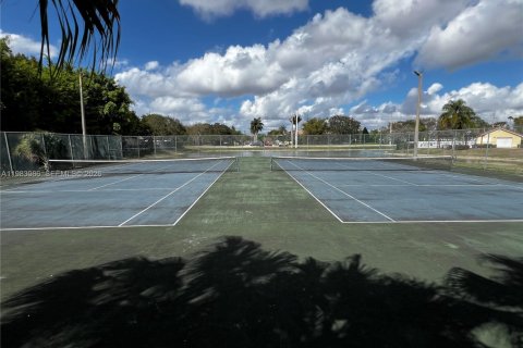 Condominio en alquiler en Sunrise, Florida, 1 dormitorio, 69.03 m2 № 2048471 - foto 29