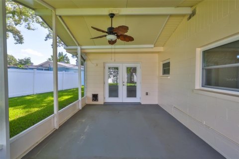 Casa en venta en Largo, Florida, 2 dormitorios, 131.27 m2 № 1847573 - foto 11