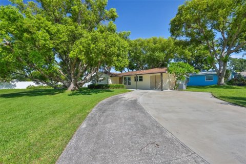 Casa en venta en Largo, Florida, 2 dormitorios, 131.27 m2 № 1847573 - foto 4