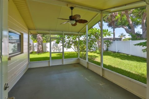 Casa en venta en Largo, Florida, 2 dormitorios, 131.27 m2 № 1847573 - foto 10