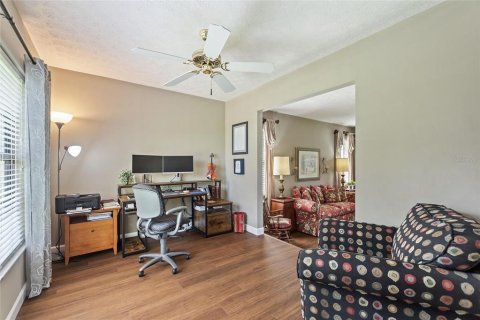 Casa en venta en Thonotosassa, Florida, 4 dormitorios, 248.89 m2 № 1824464 - foto 11