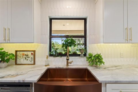 Casa en venta en Thonotosassa, Florida, 4 dormitorios, 248.89 m2 № 1824464 - foto 20