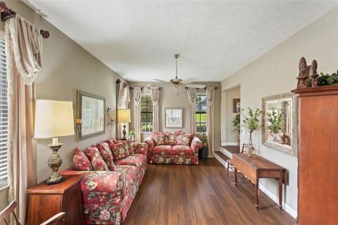 Casa en venta en Thonotosassa, Florida, 4 dormitorios, 248.89 m2 № 1824464 - foto 9