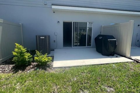 Townhouse in Davenport, Florida 3 bedrooms, 127.55 sq.m. № 2231548 - photo 26