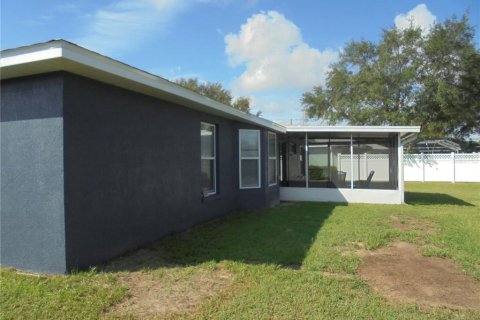Casa en venta en Ocala, Florida, 3 dormitorios, 149.67 m2 № 1917037 - foto 3