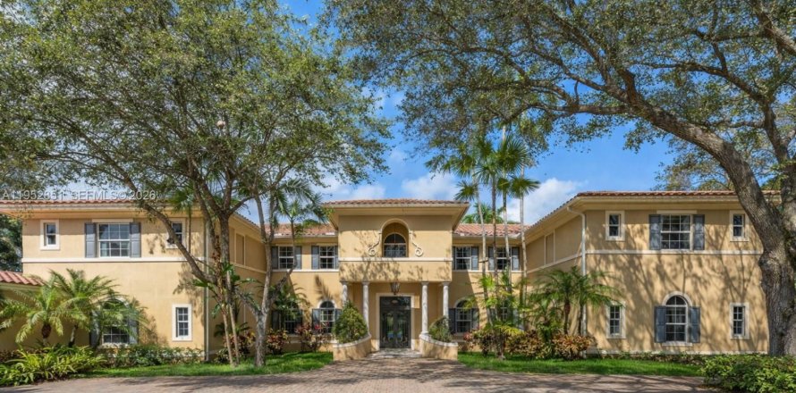 Дом в Пайнкрест, Флорида 5 спален, 813.27м2 № 2032757