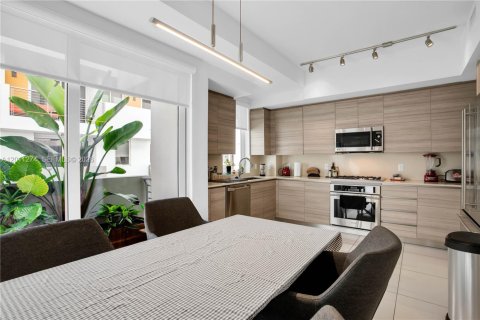 Touwnhouse à louer à Miami Beach, Floride: 4 chambres, 232.63 m2 № 2075214 - photo 6