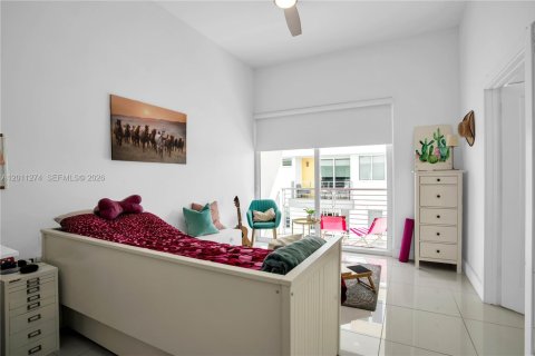 Touwnhouse à louer à Miami Beach, Floride: 4 chambres, 232.63 m2 № 2075214 - photo 17