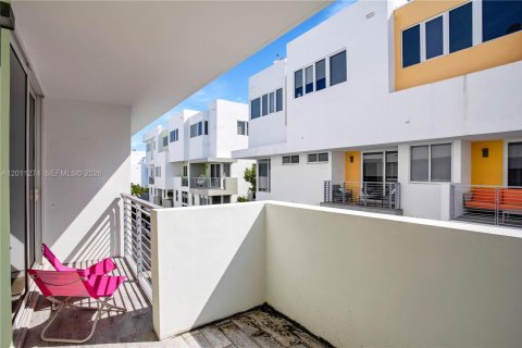 Touwnhouse à louer à Miami Beach, Floride: 4 chambres, 232.63 m2 № 2075214 - photo 26