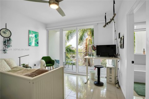 Touwnhouse à louer à Miami Beach, Floride: 4 chambres, 232.63 m2 № 2075214 - photo 21