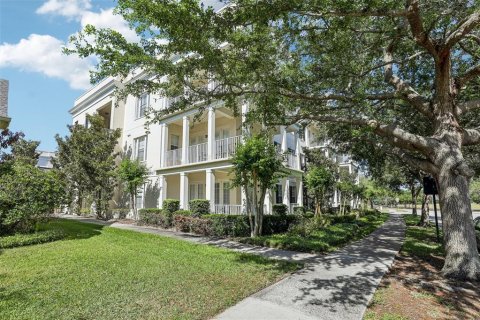 Condo in Orlando, Florida, 3 bedrooms № 2227657 - photo 2
