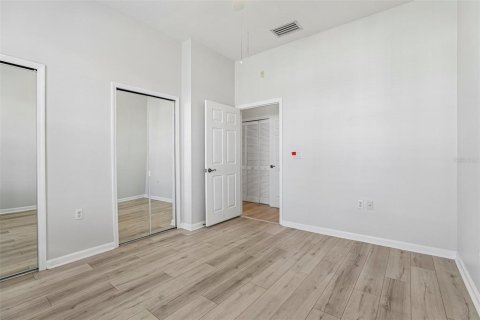 Condo in Orlando, Florida, 3 bedrooms № 2227657 - photo 16