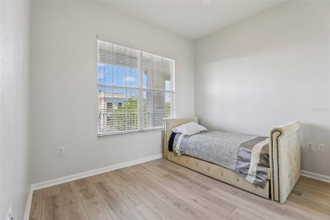 Condo in Orlando, Florida, 3 bedrooms № 2227657 - photo 13