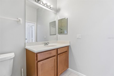 Condo in Orlando, Florida, 3 bedrooms № 2227657 - photo 18