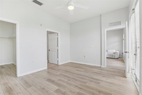 Condo in Orlando, Florida, 3 bedrooms № 2227657 - photo 21