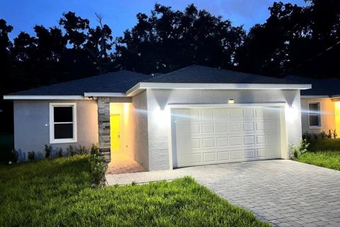 Villa ou maison à Orlando, Floride 3 chambres, 111.76 m2 № 2284113
