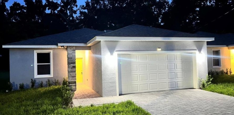 Villa ou maison à Orlando, Floride 3 chambres, 111.76 m2 № 2284113