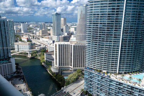 Condo in Miami, Florida, 2 bedrooms  № 1818592 - photo 17