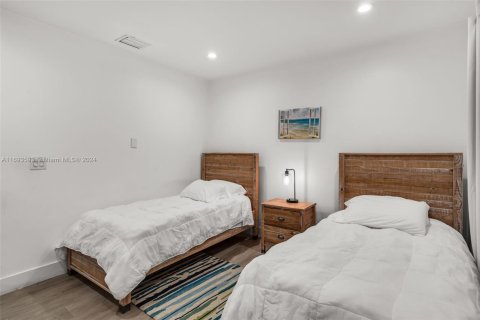 Снять в аренду виллу или дом в Холливуд, Флорида 3 спальни, 161м2, № 1943406 - фото 21