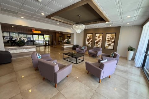 Copropriété à vendre à Aventura, Floride: 2 chambres, 101.45 m2 № 2243678 - photo 17