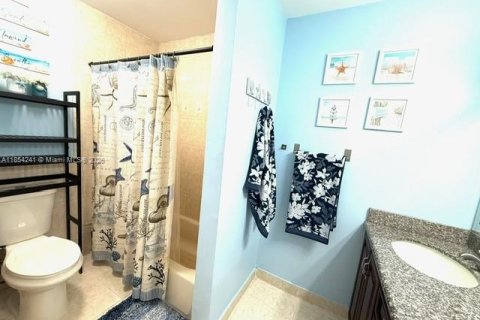 Casa en venta en Lauderhill, Florida, 4 dormitorios, 196.67 m2 № 1874847 - foto 25