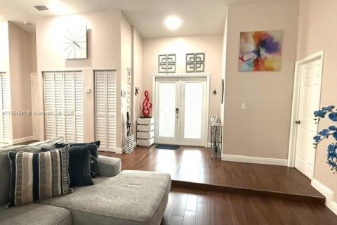Casa en venta en Lauderhill, Florida, 4 dormitorios, 196.67 m2 № 1874847 - foto 4