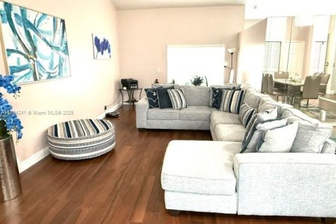 Casa en venta en Lauderhill, Florida, 4 dormitorios, 196.67 m2 № 1874847 - foto 5