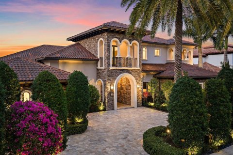 Villa ou maison à vendre à Palm Beach Gardens, Floride: 6 chambres, 731.7 m2 № 2331732 - photo 4