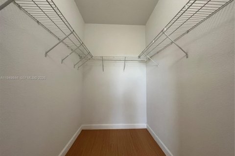 Снять в аренду кондоминиум в Хомстед, Флорида 2 спальни, 86.4м2, № 2005571 - фото 5