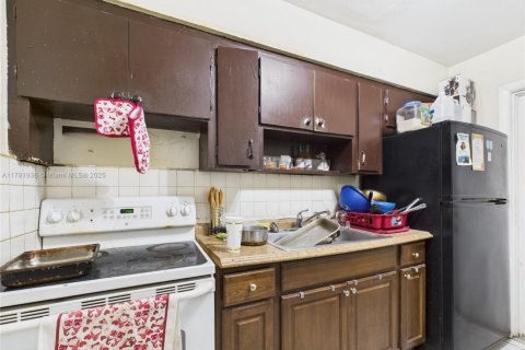 Propiedad comercial en venta en Fort Lauderdale, Florida, 154.03 m2 № 1923014 - foto 26