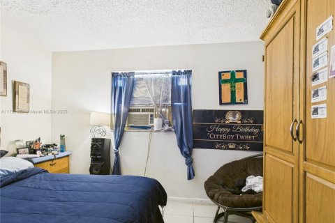 Propiedad comercial en venta en Fort Lauderdale, Florida, 154.03 m2 № 1923014 - foto 15