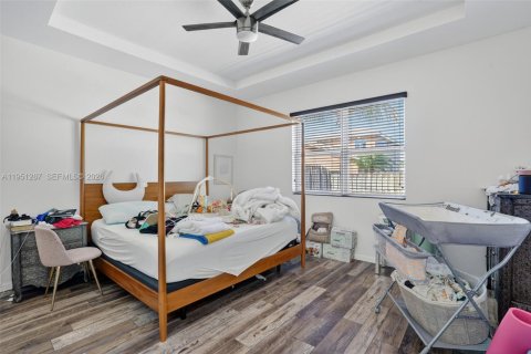 House in Homestead, Florida 3 bedrooms, 156.45 sq.m. № 2007274 - photo 12