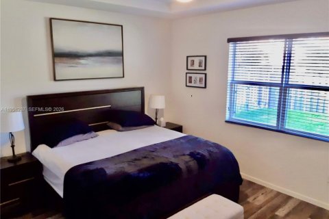 Casa en venta en Homestead, Florida, 3 dormitorios, 156.45 m2 № 2007274 - foto 3