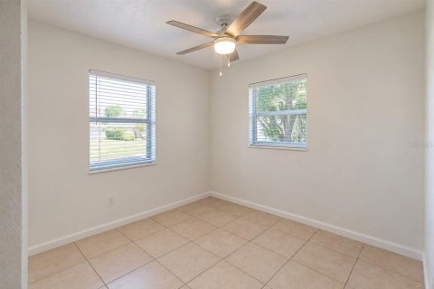 Villa ou maison à vendre à Orlando, Floride: 3 chambres, 76.92 m2 № 2394409 - photo 9