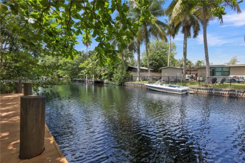 Casa en venta en Fort Lauderdale, Florida, 3 dormitorios, 125.14 m2 № 2264682 - foto 26
