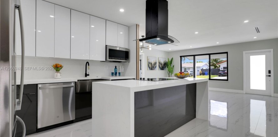 Casa en Fort Lauderdale, Florida 3 dormitorios, 125.14 m2 № 2264682