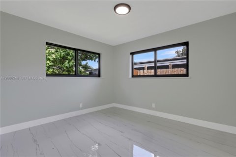 Casa en venta en Fort Lauderdale, Florida, 3 dormitorios, 125.14 m2 № 2264682 - foto 18