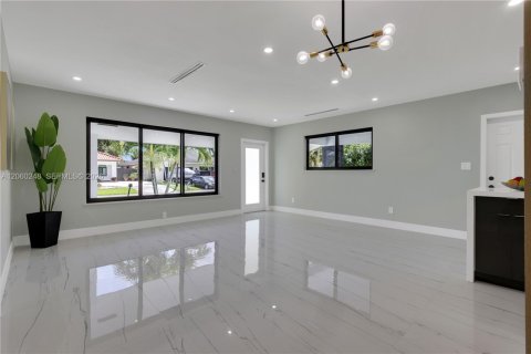 Casa en venta en Fort Lauderdale, Florida, 3 dormitorios, 125.14 m2 № 2264682 - foto 7