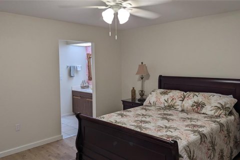 Casa en alquiler en Nokomis, Florida, 2 dormitorios, 98.29 m2 № 831742 - foto 15