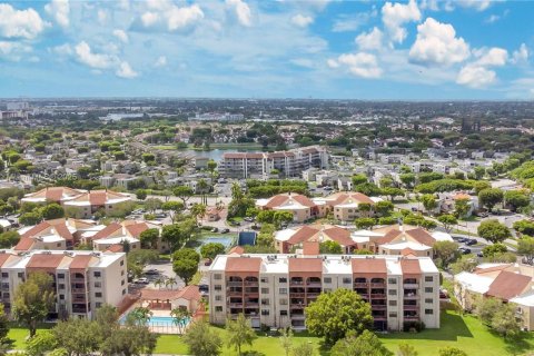 Copropriété à vendre à Miami, Floride: 2 chambres, 89 m2 № 1842625 - photo 25