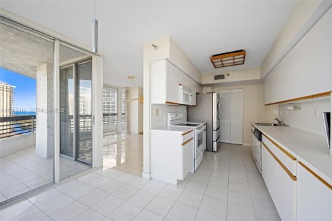 Copropriété à vendre à Aventura, Floride: 2 chambres, 126.44 m2 № 2001225 - photo 9