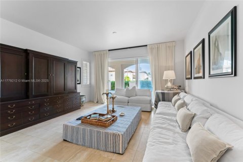 Condominio en alquiler en Miami Beach, Florida, 3 dormitorios, 190.36 m2 № 1868485 - foto 26