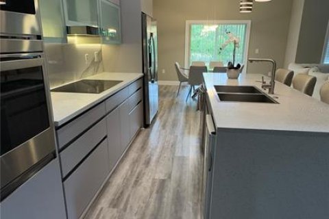 Touwnhouse à vendre à Davenport, Floride: 4 chambres, 219.81 m2 № 2299760 - photo 9